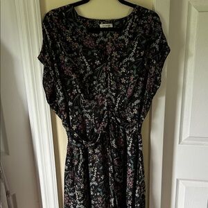 Max Studio Black Floral Long Sleeve Dress